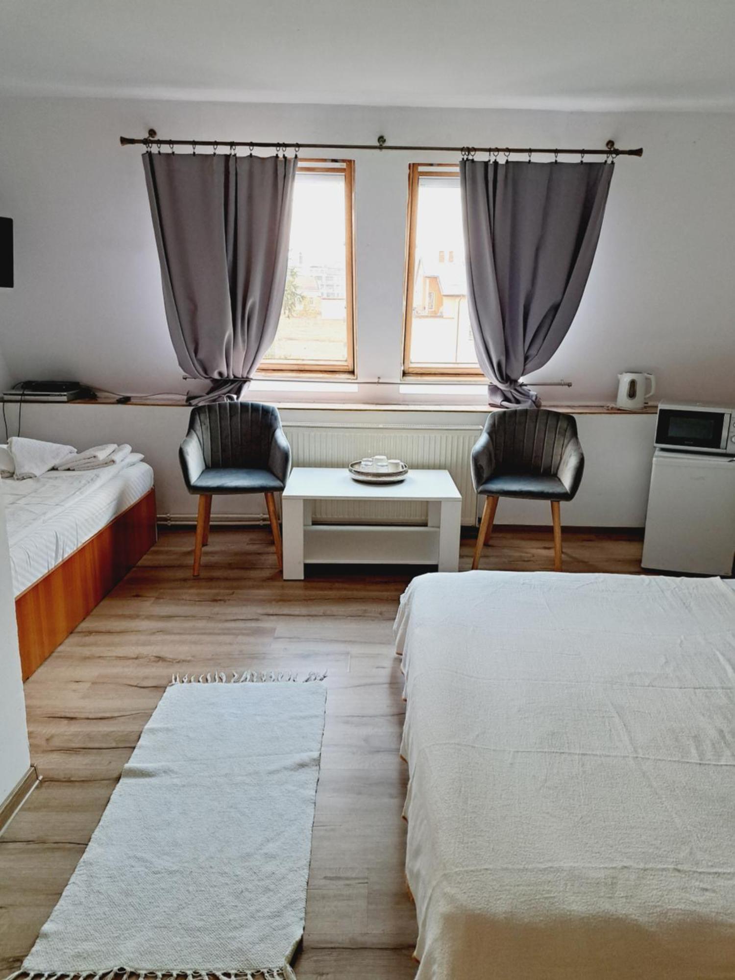 Piccola Italia Casa Racovita Kluž Exteriér fotografie