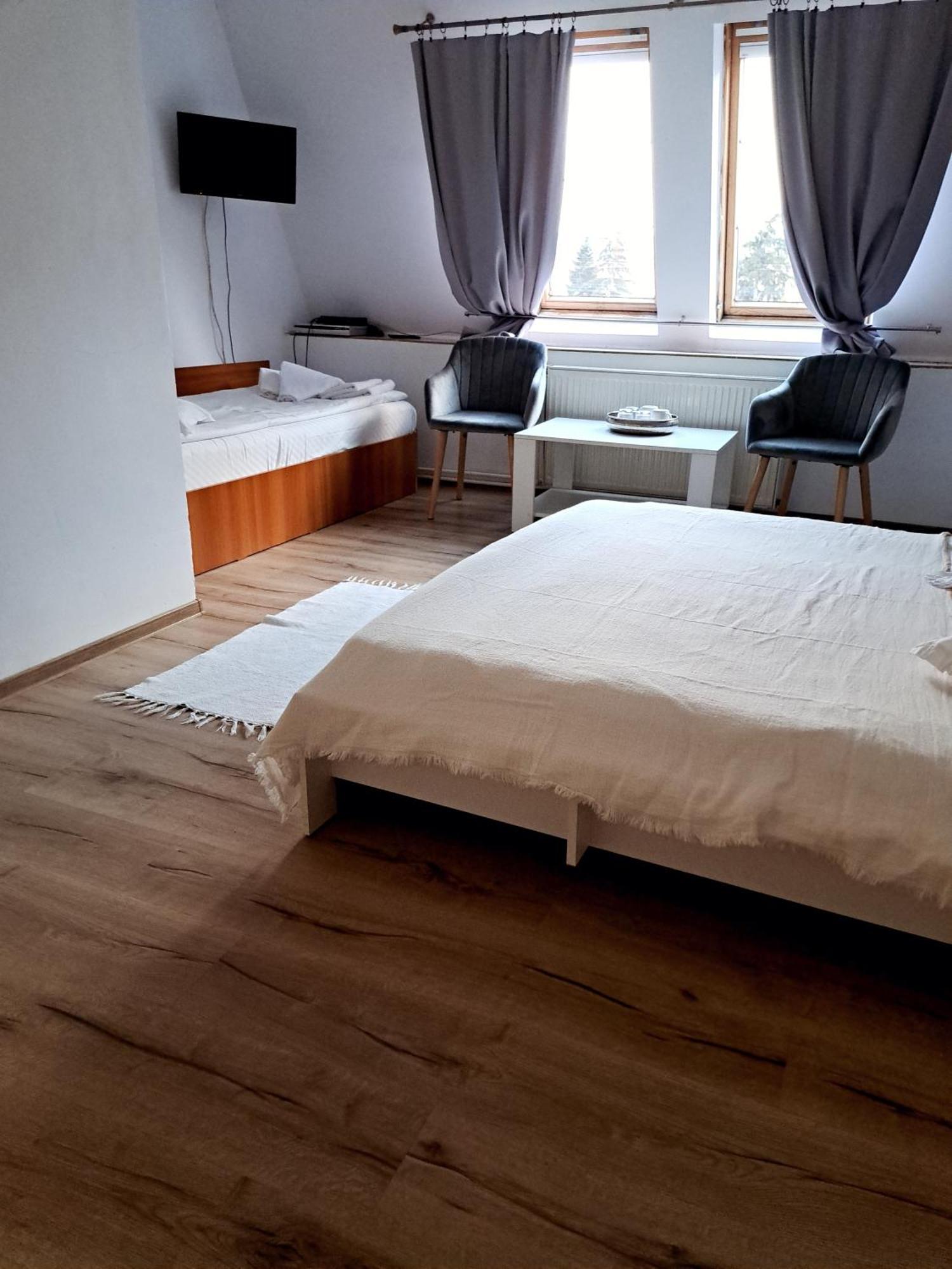 Piccola Italia Casa Racovita Kluž Exteriér fotografie