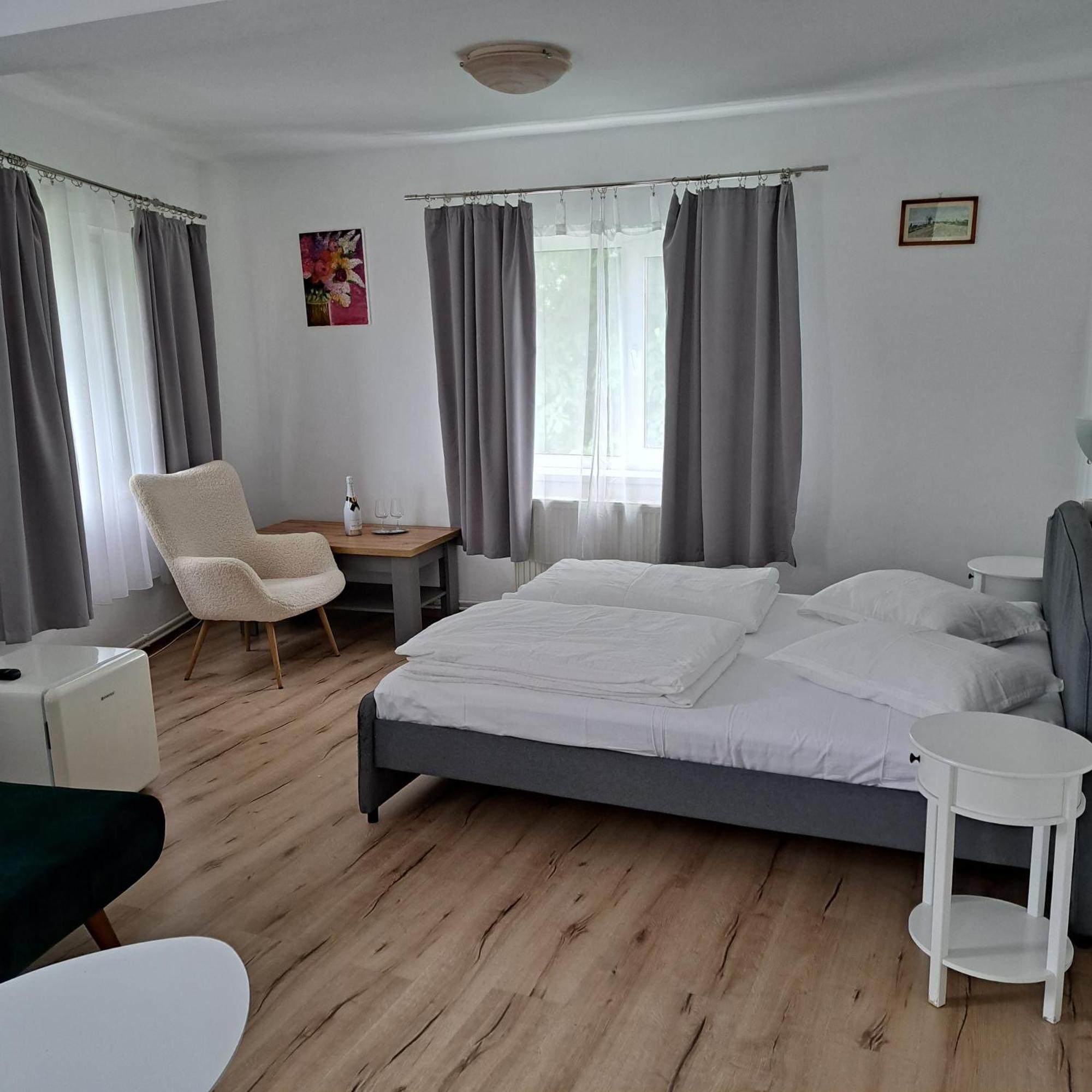 Piccola Italia Casa Racovita Kluž Exteriér fotografie